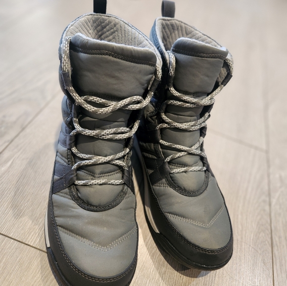 Sorel winter waterproof boots - Picture 4 of 4